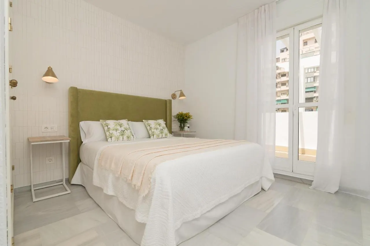 Iloftmalaga Atico Carihuela Apartment Torremolinos 0*,